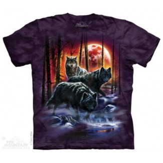 Fire & Ice Wolves  -  T Shirt by the Mountain