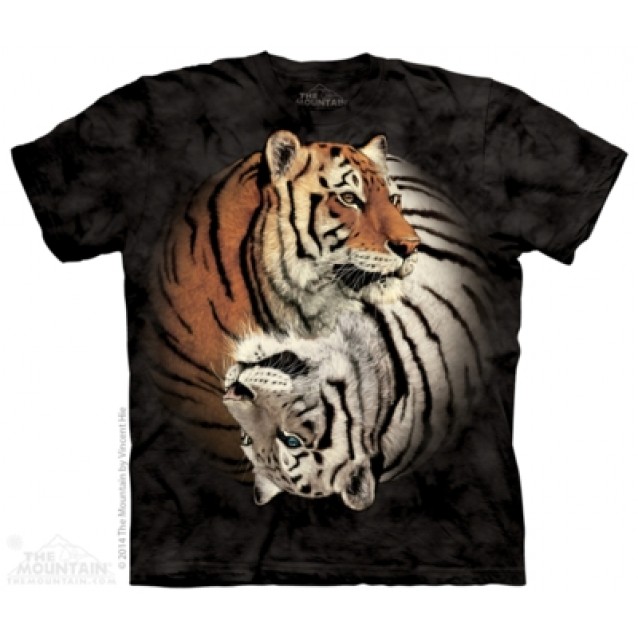 Yin Yang - T Shirt by the Mountain